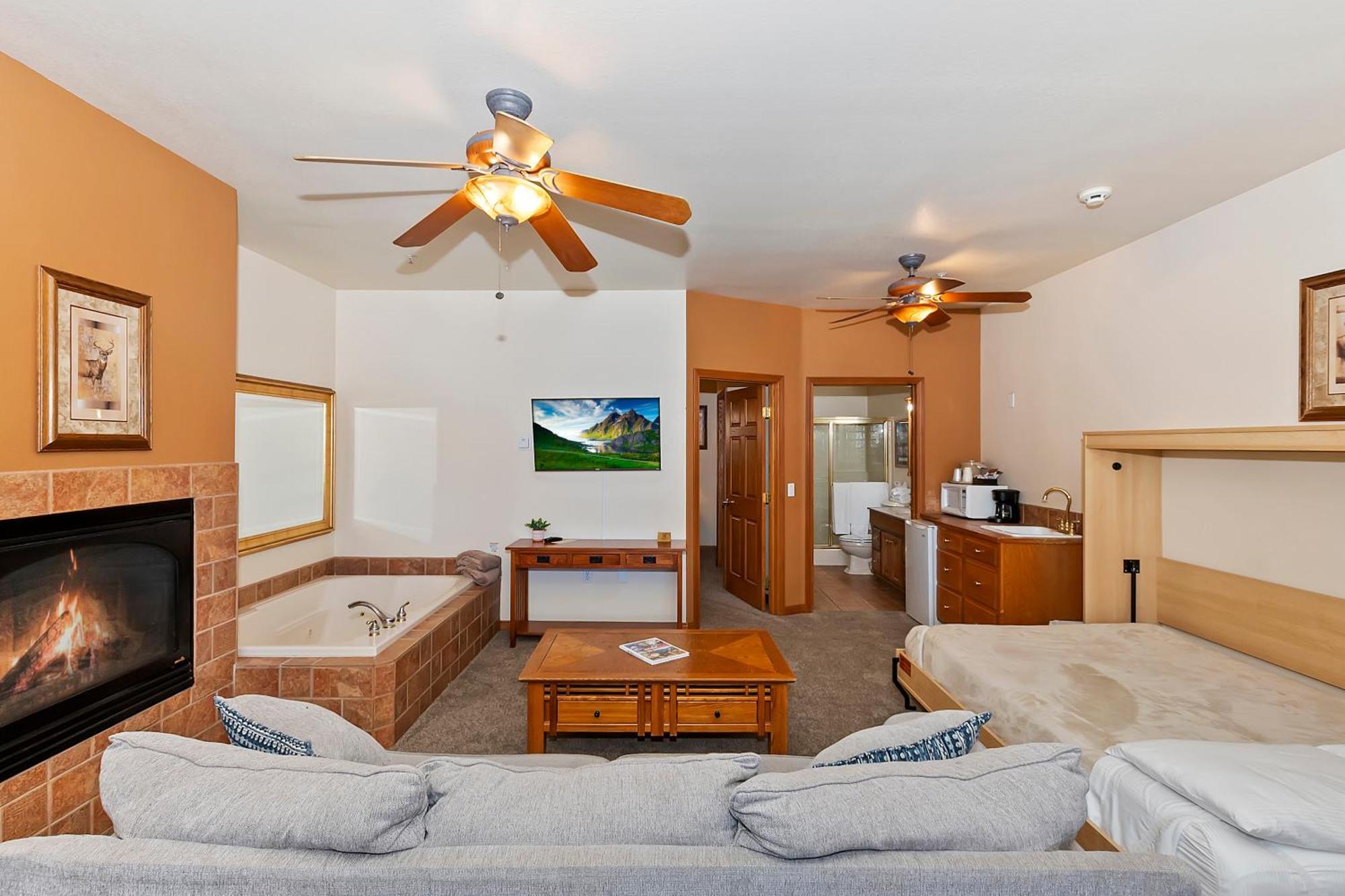 Robinhood Resort Биг Бэар Лейк Экстерьер фото
