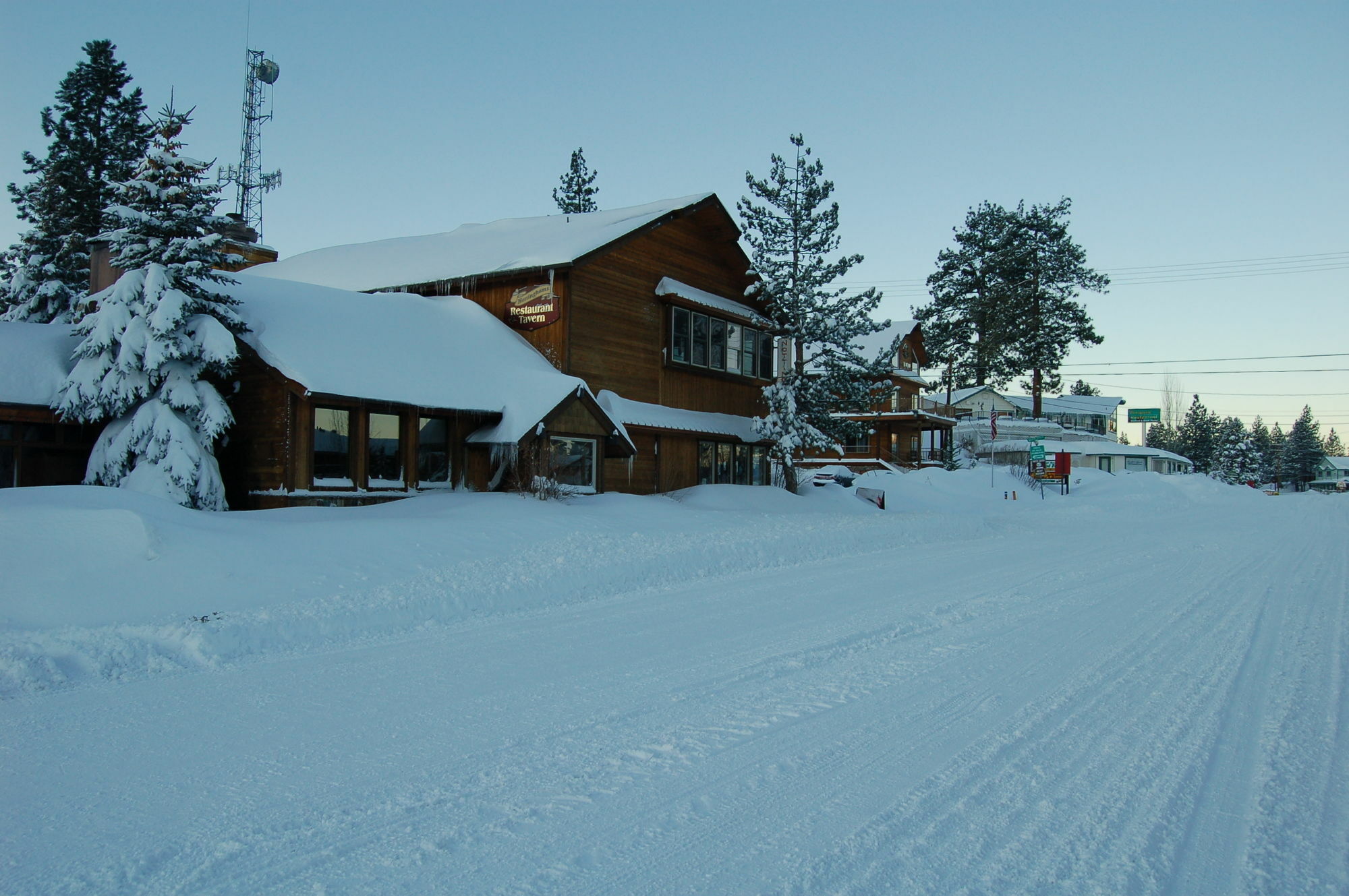 Robinhood Resort Биг Бэар Лейк Экстерьер фото